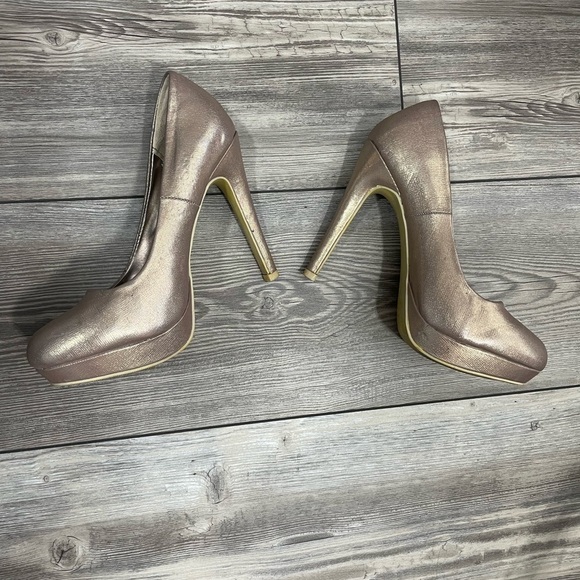 STEVE MADDEN Stiletto Heel Pumps Sparkly Champagne Color Size 7.5 - Picture 6 of 7